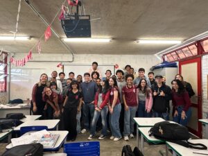 Apresentação realizada na Escola Estadual Elpídio Aristides de Freitas